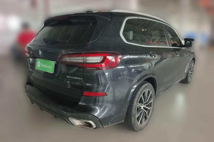 Used BMW X5 2022 Restyled xDrive 30Li Luxury Version M Sport Package Rear Right 45 Deg