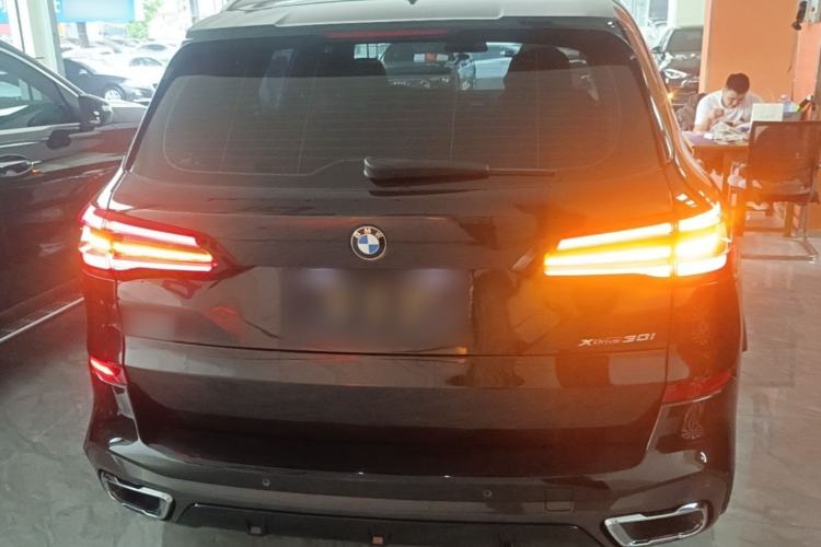 Used BMW X5 2022 xDrive30i M Sport Package Rear