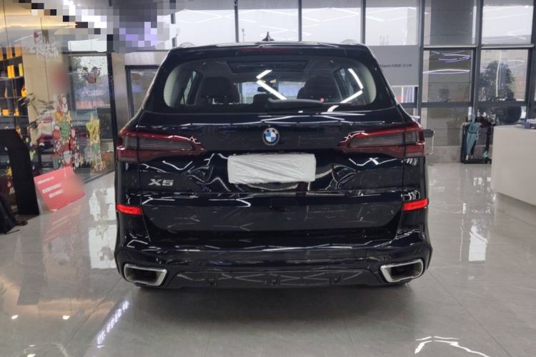 Used BMW X5 2022 Restyled xDrive 30Li Luxury Version M Sport Package Rear