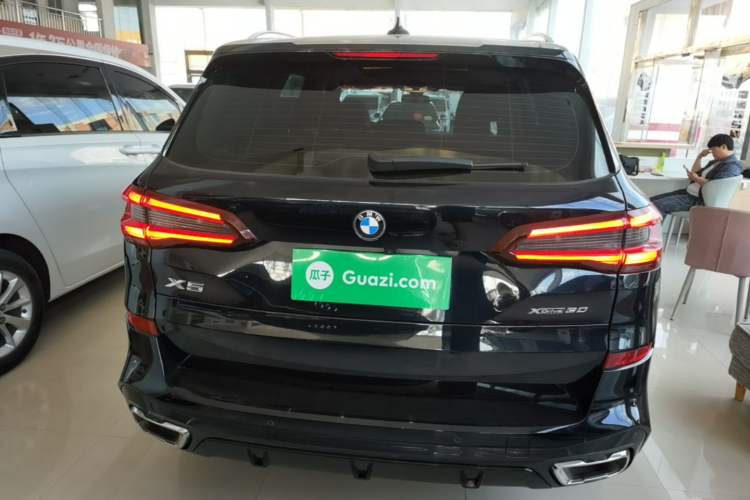 Used BMW X5 2022 Restyled xDrive 30Li Luxury Version M Sport Package Rear