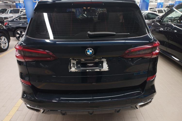 Used BMW X5 2022 Restyled xDrive 40Li Luxury Edition M Sport Package Rear