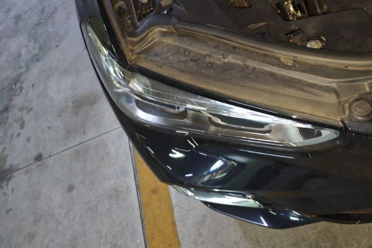 Used BMW X5 2022 xDrive 30Li Luxury M Sport Package Right Front Headlight