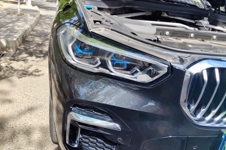 Used BMW X5 2022 Restyled xDrive 30Li M Sport Package Right Front Headlight