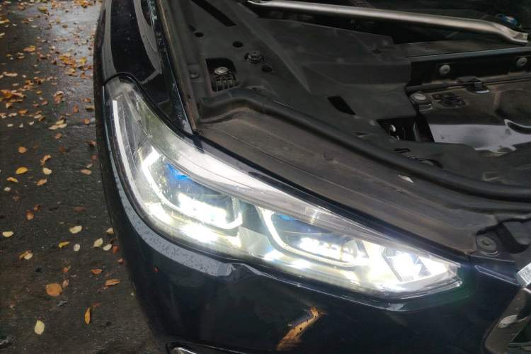 Used BMW X5 2022 xDrive 30Li Luxury M Sport Package Right Front Headlight
