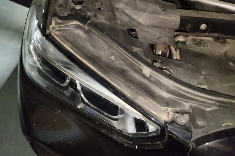 Used BMW X5 2022 xDrive 40Li M Sport Package Right Front Headlight