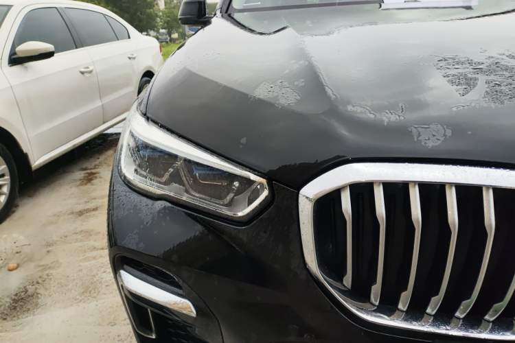 Used BMW X5 2022 Restyled xDrive 30Li Luxury Version M Sport Package Right Front Headlight