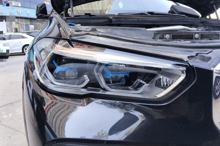 Used BMW X5 2022 xDrive 30Li Luxury M Sport Package Right Front Headlight