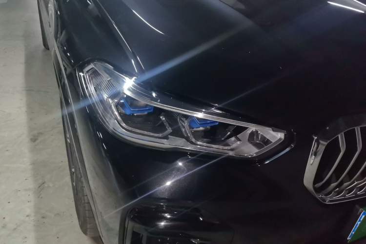 Used BMW X5 2022 xDrive 40Li M Sport Package Right Front Headlight