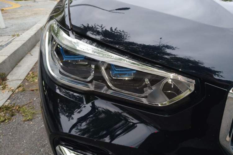 Used BMW X5 2022 xDrive 30Li Luxury M Sport Package Right Front Headlight