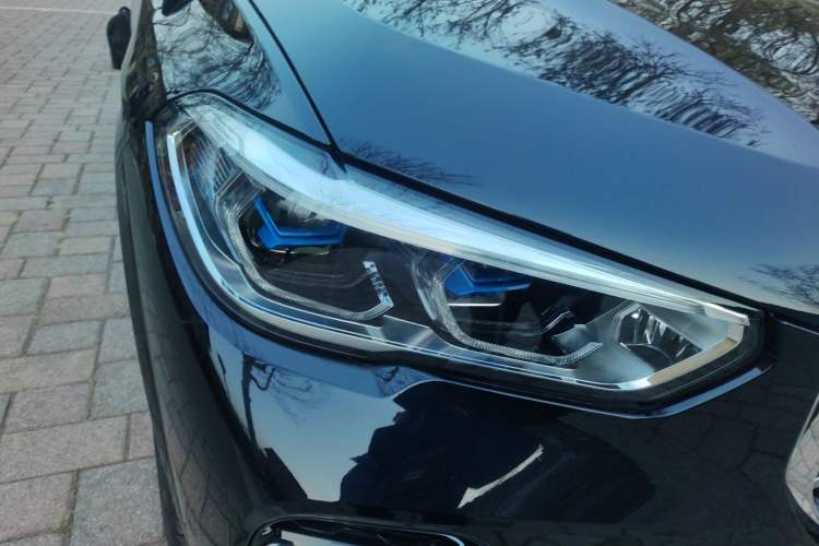 Used BMW X5 2022 xDrive 30Li Luxury M Sport Package Right Front Headlight