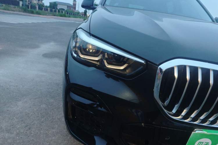 Used BMW X5 2022 xDrive30i M Sport Package Right Front Headlight
