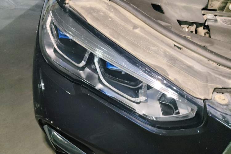 Used BMW X5 2022 Restyled xDrive 30Li M Sport Package Right Front Headlight