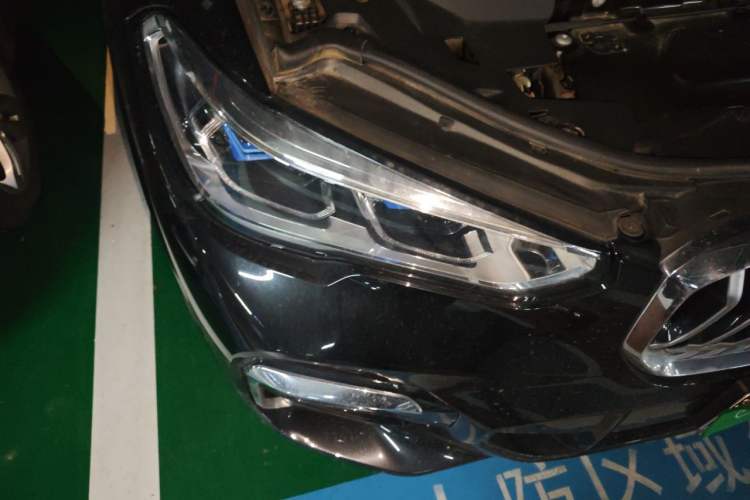 Used BMW X5 2022 xDrive 40Li M Sport Package Right Front Headlight