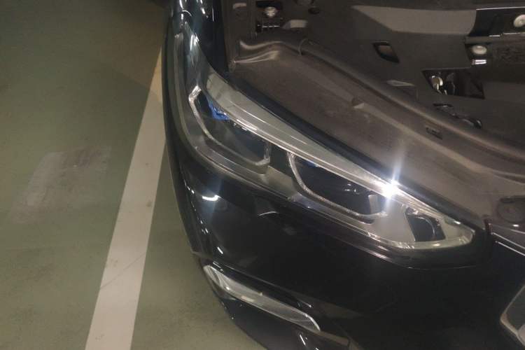 Used BMW X5 2022 xDrive 40Li M Sport Package Right Front Headlight