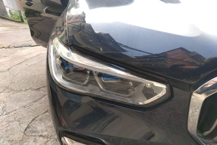 Used BMW X5 2022 xDrive 40Li M Sport Package Right Front Headlight