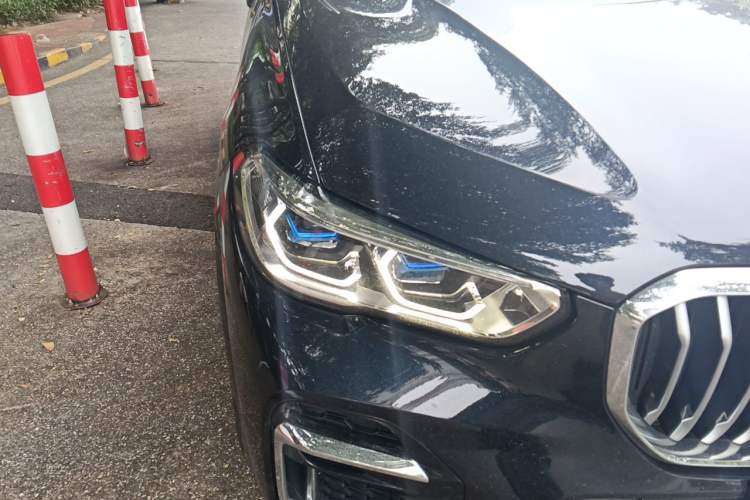 Used BMW X5 2022 Restyled xDrive 40Li M Sport Package Right Front Headlight
