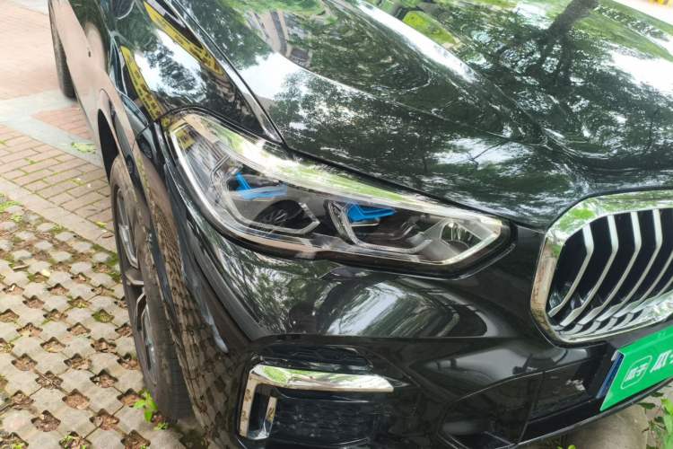 Used BMW X5 2022 Restyled xDrive 30Li Luxury Version M Sport Package Right Front Headlight