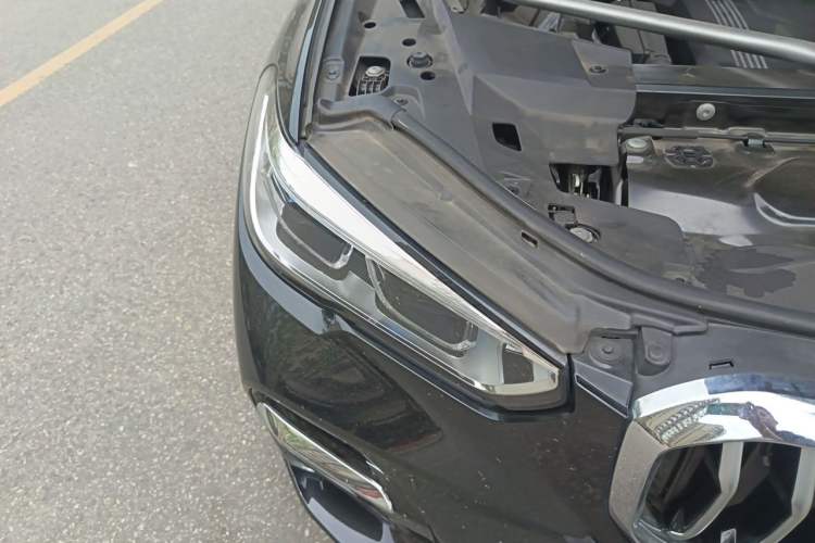 Used BMW X5 2022 xDrive 40Li M Sport Package Right Front Headlight