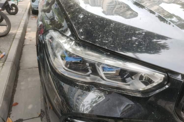 Used BMW X5 2022 xDrive 40Li M Sport Package Right Front Headlight