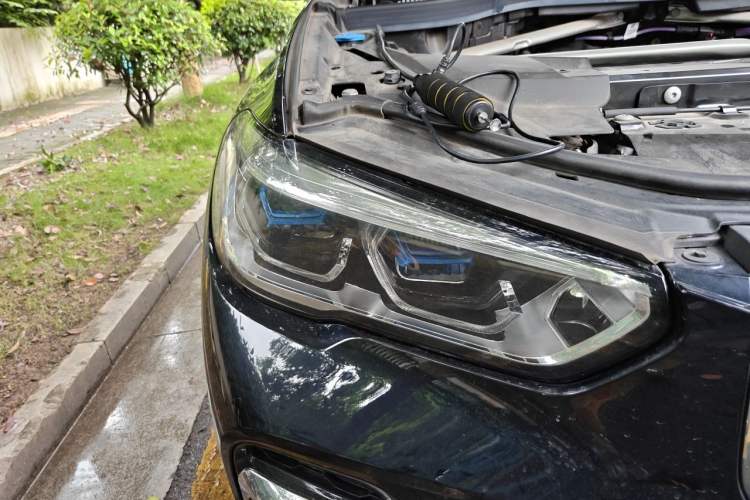 Used BMW X5 2022 Restyled xDrive 40Li Luxury Edition M Sport Package Right Front Headlight