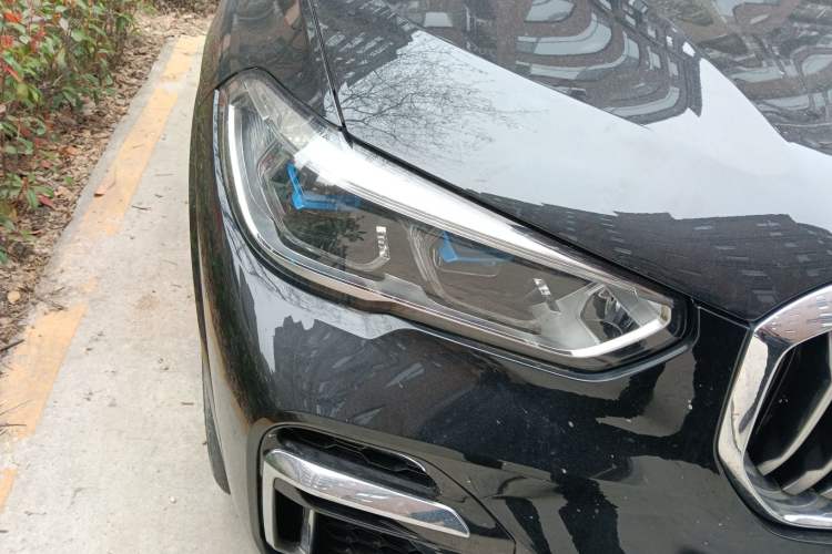 Used BMW X5 2022 Restyled xDrive 40Li Luxury Edition M Sport Package Right Front Headlight