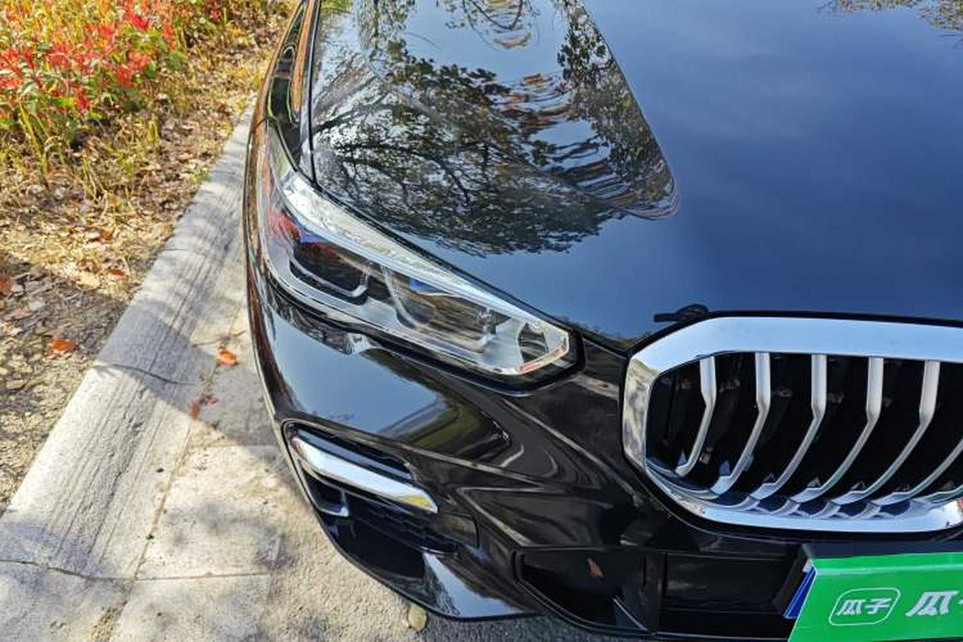 Used BMW X5 2022 Restyled xDrive 30Li Luxury Version M Sport Package Right Front Headlight