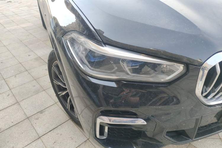 Used BMW X5 2022 xDrive 30Li M Sport Package Right Front Headlight