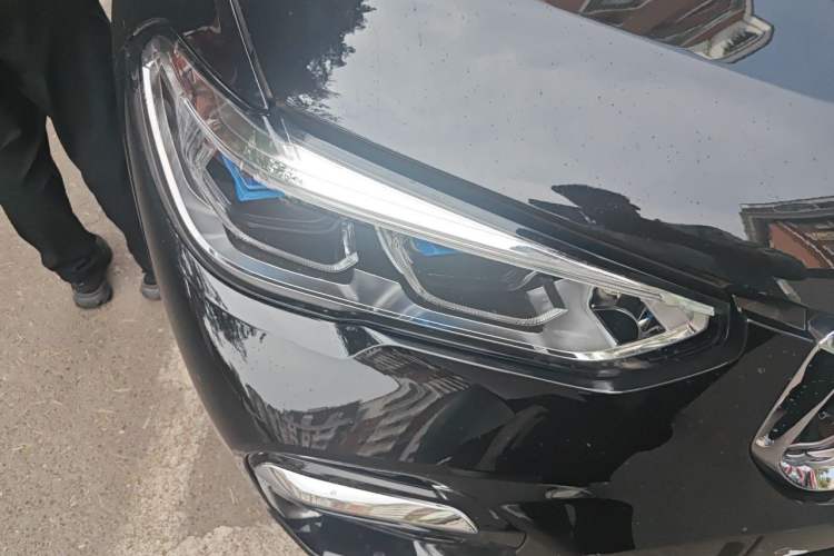 Used BMW X5 2022 xDrive 40Li M Sport Package Right Front Headlight