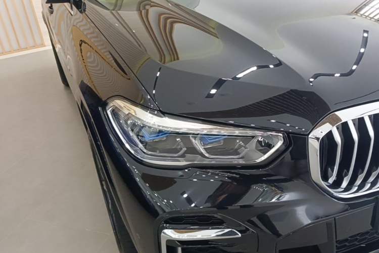 Used BMW X5 2022 xDrive 30Li Luxury M Sport Package Right Front Headlight