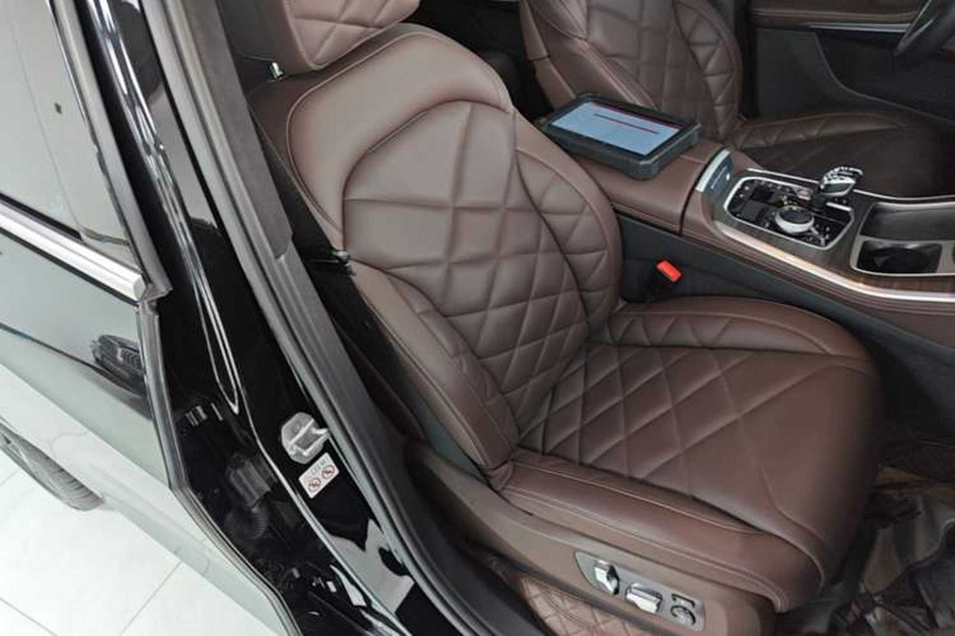Used BMW X5 2022 Restyled xDrive 40Li M Sport Package Right Front Seat