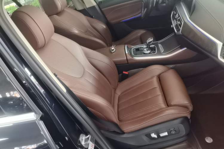Used BMW X5 2022 xDrive30i M Sport Package Right Front Seat