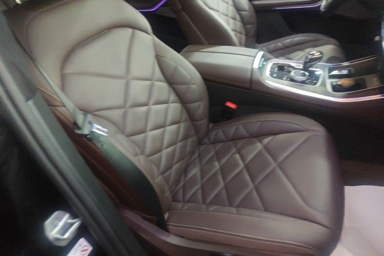Used BMW X5 2022 Restyled xDrive 40Li M Sport Package Right Front Seat