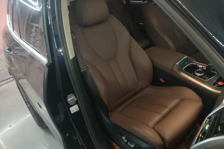 Used BMW X5 2022 xDrive30i M Sport Package Right Front Seat