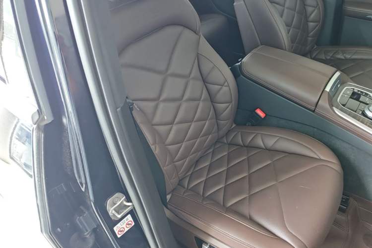 Used BMW X5 2022 Restyled xDrive 40Li M Sport Package Right Front Seat