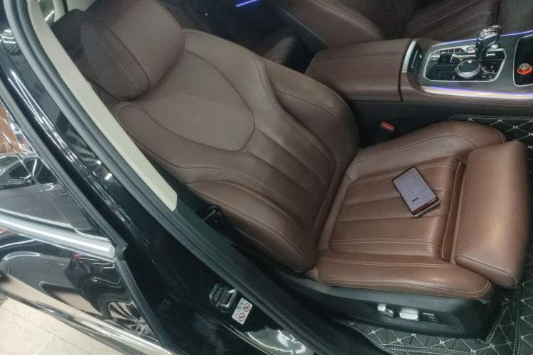 Used BMW X5 2022 xDrive30i M Sport Package Right Front Seat