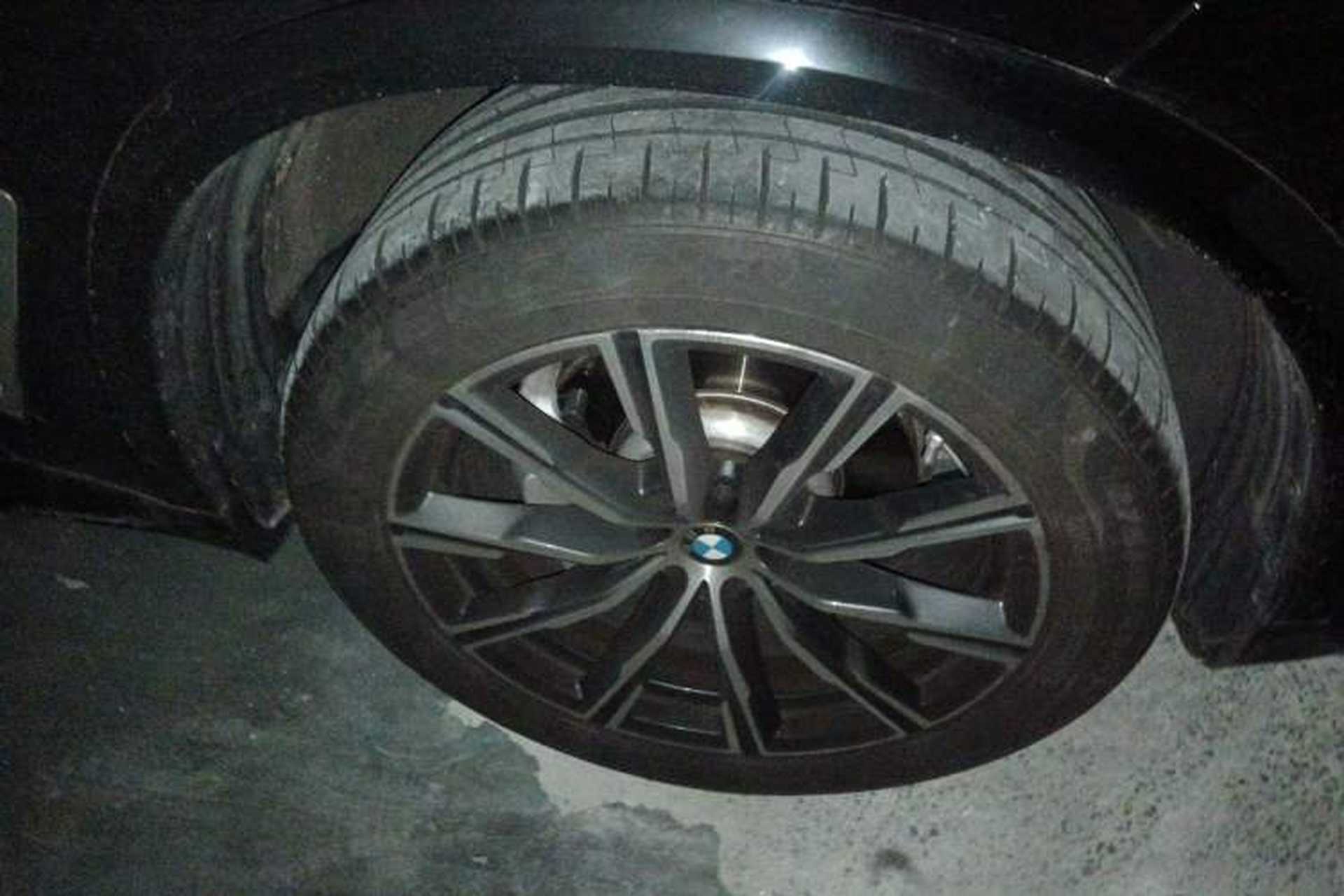 Used BMW X5 2022 Restyled xDrive 30Li M Sport Package Right Front Wheel Hub