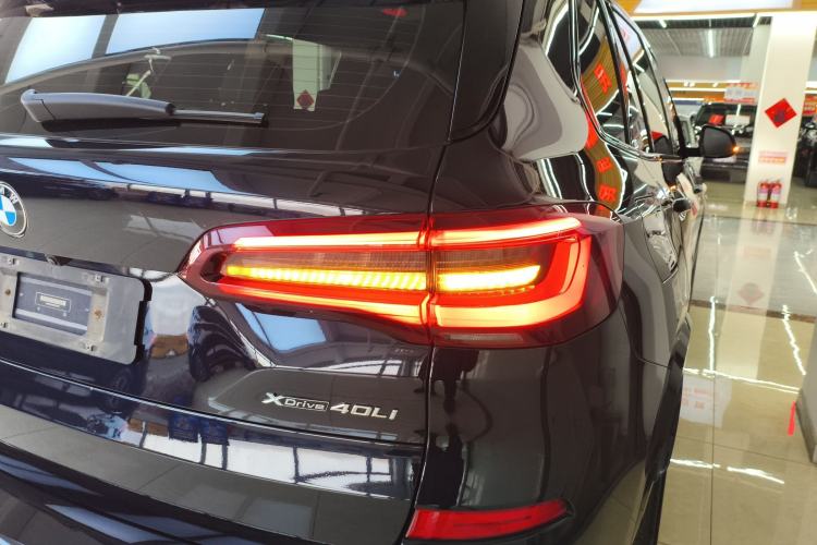 Used BMW X5 2022 Restyled xDrive 40Li M Sport Package Right Rear Taillight