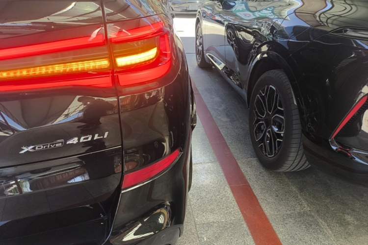 Used BMW X5 2022 xDrive 40Li M Sport Package Right Rear Taillight