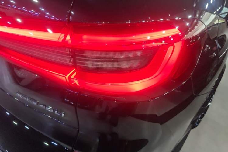 Used BMW X5 2022 Restyled xDrive 40Li M Sport Package Right Rear Taillight