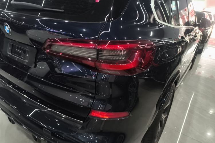 Used BMW X5 2022 Restyled xDrive 40Li M Sport Package Right Rear Taillight