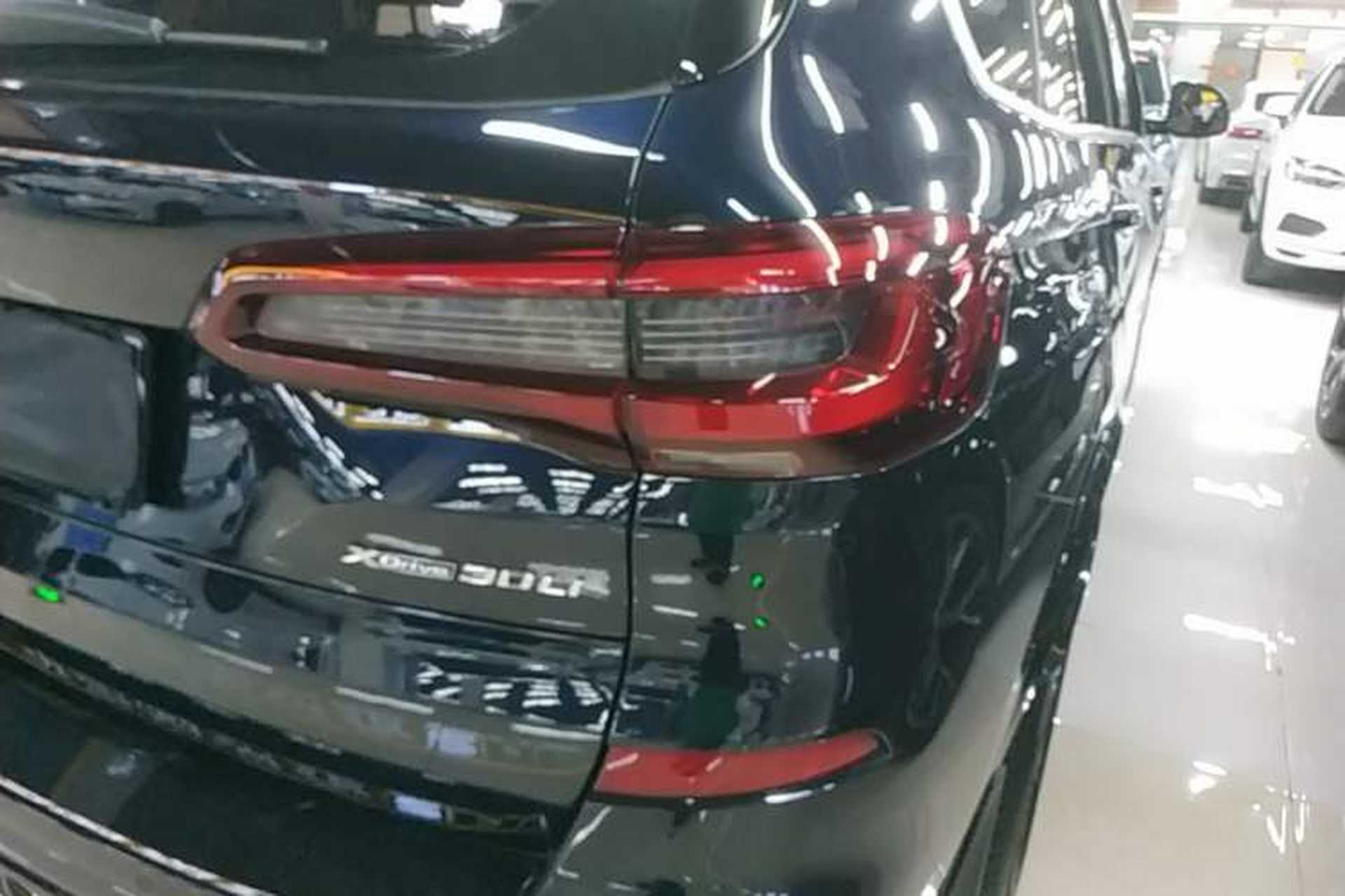 Used BMW X5 2022 Restyled xDrive 30Li Luxury Version M Sport Package Right Rear Taillight