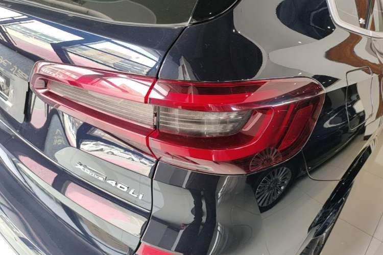 Used BMW X5 2022 Restyled xDrive 40Li M Sport Package Right Rear Taillight