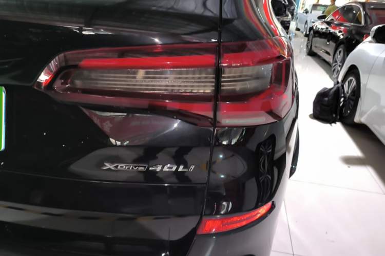 Used BMW X5 2022 Restyled xDrive 40Li M Sport Package Right Rear Taillight