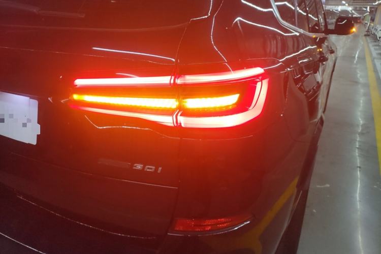 Used BMW X5 2022 xDrive30i M Sport Package Right Rear Taillight