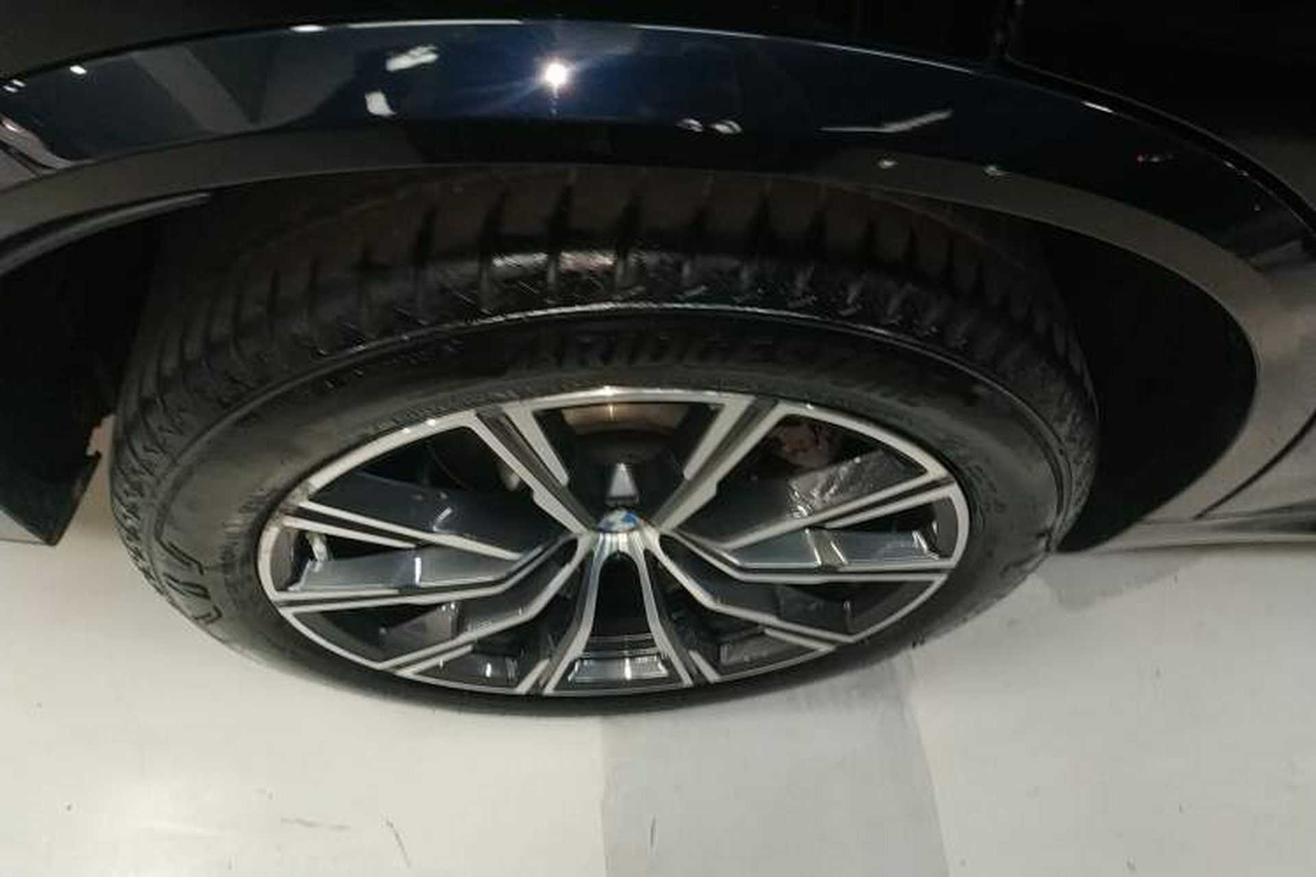 Used BMW X5 2022 xDrive30i M Sport Package Right Rear Wheel Hub