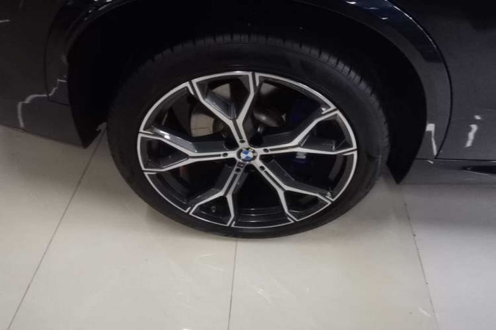 Used BMW X5 2022 Restyled xDrive 40Li M Sport Package Right Rear Wheel Hub