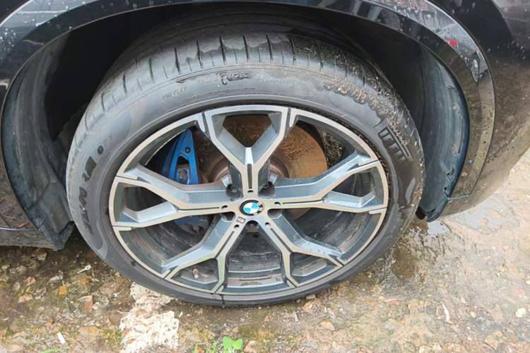 Used BMW X5 2022 Restyled xDrive 40Li M Sport Package Right Rear Wheel Hub