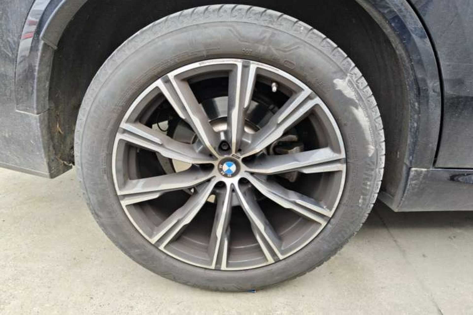 Used BMW X5 2022 xDrive30i M Sport Package Right Rear Wheel Hub