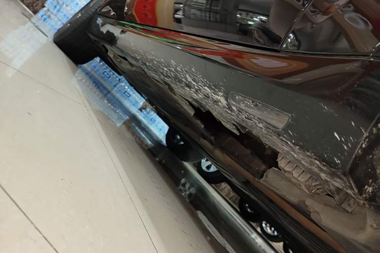 Used BMW X5 2022 Restyled xDrive 40Li M Sport Package Right Side Sill