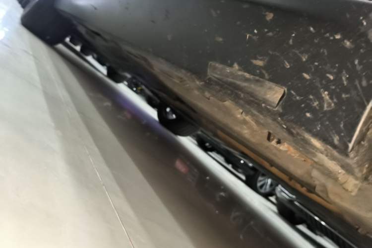 Used BMW X5 2022 Restyled xDrive 40Li M Sport Package Right Side Sill